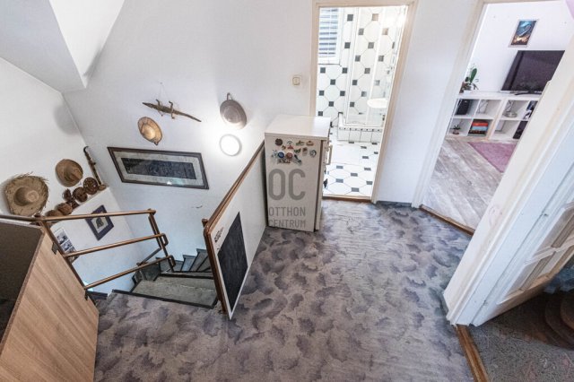 Eladó családi ház, Budapesten, XV. kerületben 149 M Ft, 8 szobás