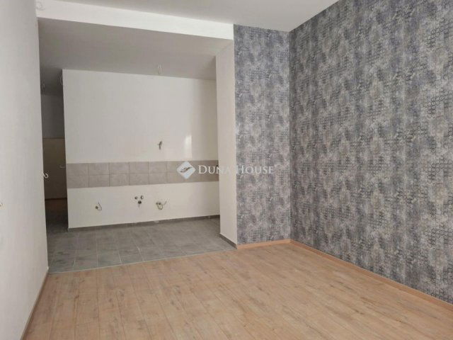 Eladó téglalakás, Budapesten, VI. kerületben 54.9 M Ft, 3 szobás