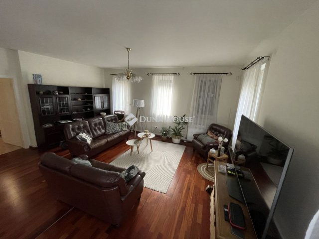 Kiadó téglalakás, albérlet, XII. kerületben, Galgóczy utcában