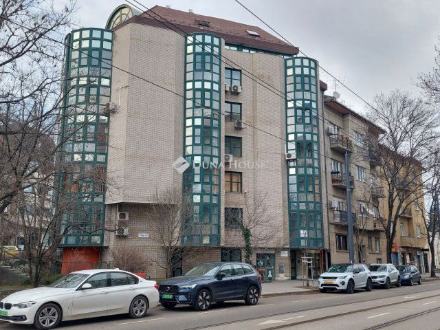 Kiadó iroda, Budapesten, II. kerületben 895 E Ft / hó