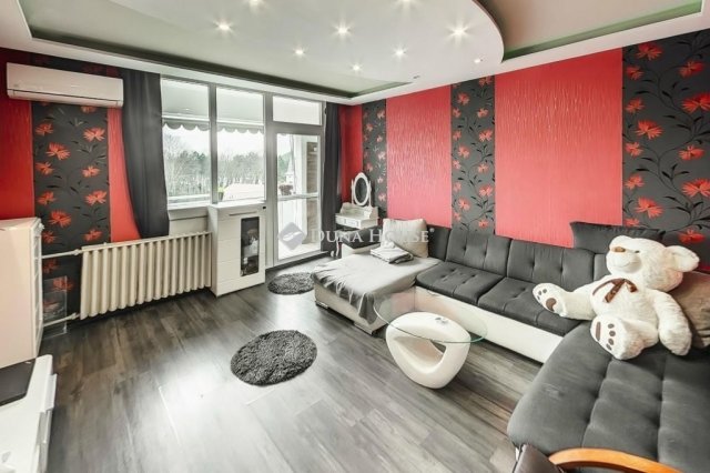 Eladó panellakás, Kecskeméten 45.9 M Ft, 3 szobás