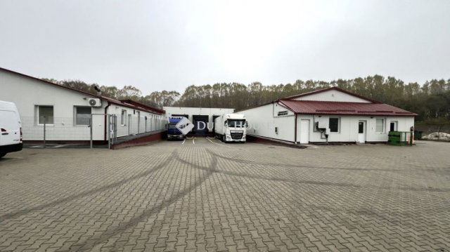 Eladó ipari ingatlan, Üllőn 950 M Ft / költözzbe.hu