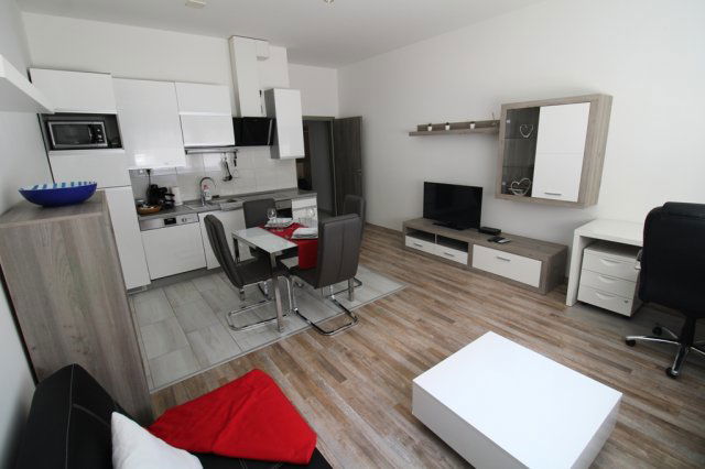 Eladó téglalakás, Pécsett, Antal utcában 49.9 M Ft, 1+1 szobás