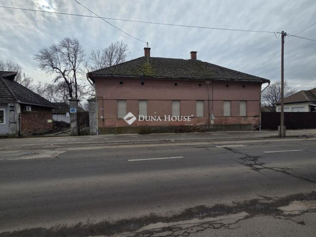 Eladó iroda, Gyomaendrődön, Fő úton 65 M Ft