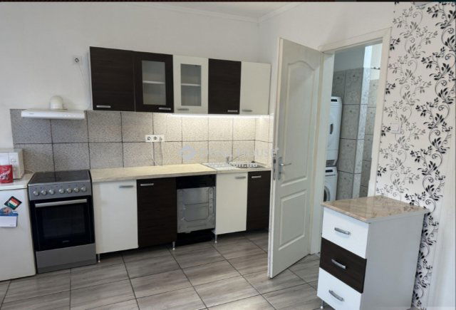 Eladó családi ház, Gyömrőn 189 M Ft, 16 szobás