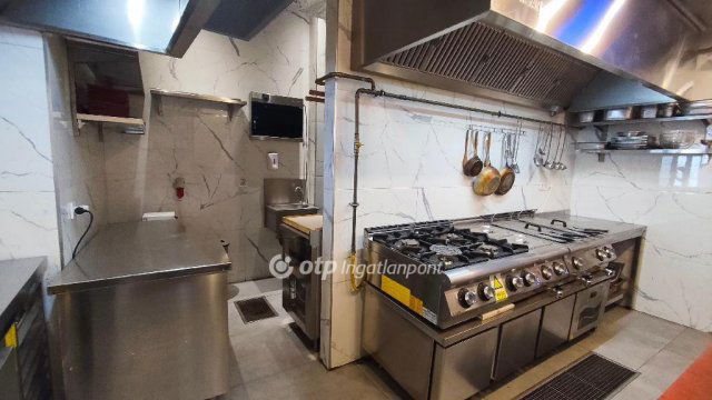 Eladó üzlethelyiség, Budapesten, VII. kerületben 269 M Ft