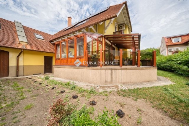 Eladó családi ház, Miskolcon 195 M Ft, 5 szobás