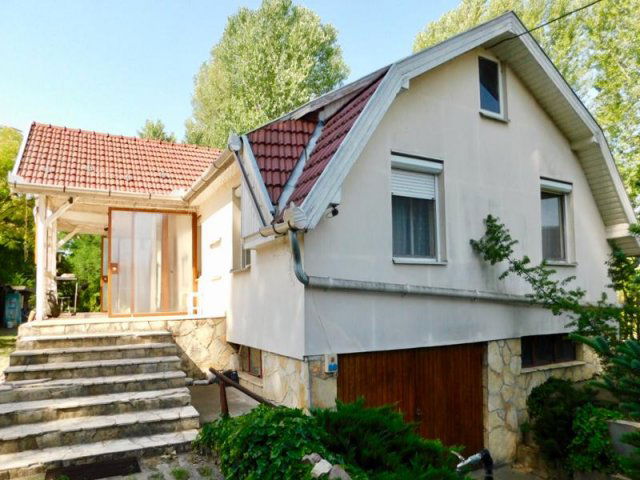 Eladó családi ház, Nagykátán 130 M Ft, 3 szobás