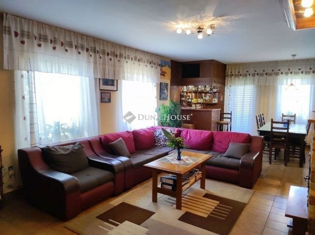 Eladó családi ház, Budapesten, XVII. kerületben 119.9 M Ft