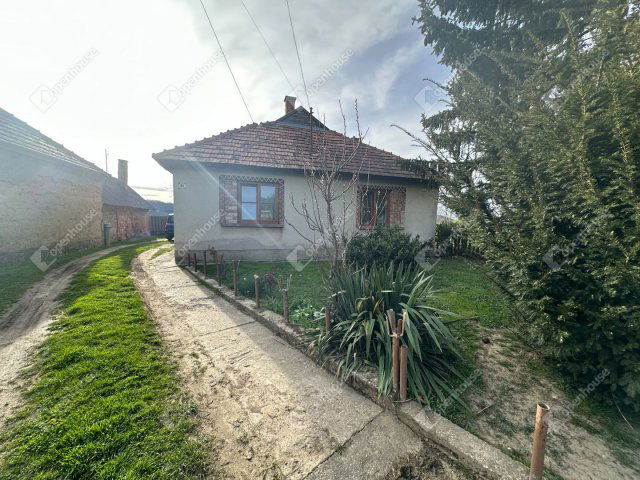 Eladó családi ház, Alsónemesapátiban 22.9 M Ft, 3 szobás