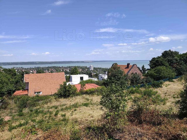 Eladó telek, Balatonalmádiban 118 M Ft / költözzbe.hu