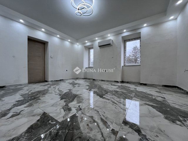 Eladó családi ház, Berhidán 69.9 M Ft, 3+1 szobás