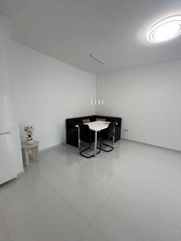 Kiadó téglalakás, albérlet, Győrött 280 E Ft / hó, 3 szobás