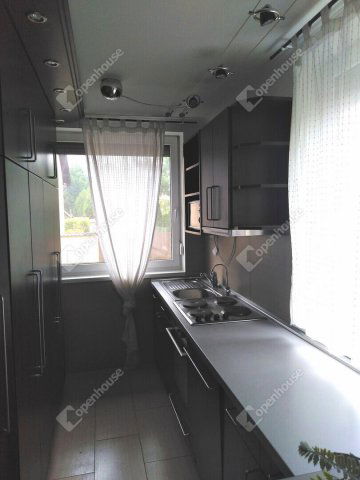 Kiadó családi ház, albérlet, Komáromban 720 E Ft / hó