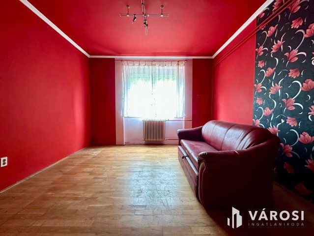 Eladó téglalakás, Salgótarjánban 13.9 M Ft, 2 szobás