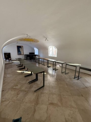 Kiadó ipari ingatlan, Győrött 714 E Ft / hó