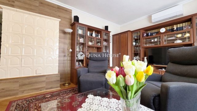 Eladó családi ház, Szombathelyen, Vadrózsa utcában 96 M Ft