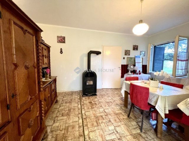 Eladó családi ház, Balatonvilágoson 57.9 M Ft, 2 szobás