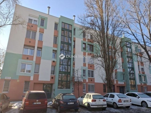 Eladó téglalakás, Budapesten, XVIII. kerületben 64.99 M Ft