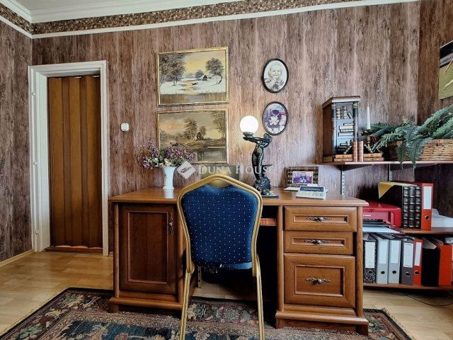 Eladó családi ház, Abdaon 134 M Ft, 7 szobás