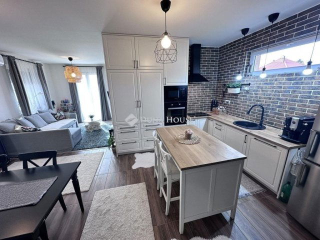 Eladó családi ház, Hernádon 80 M Ft, 3+1 szobás