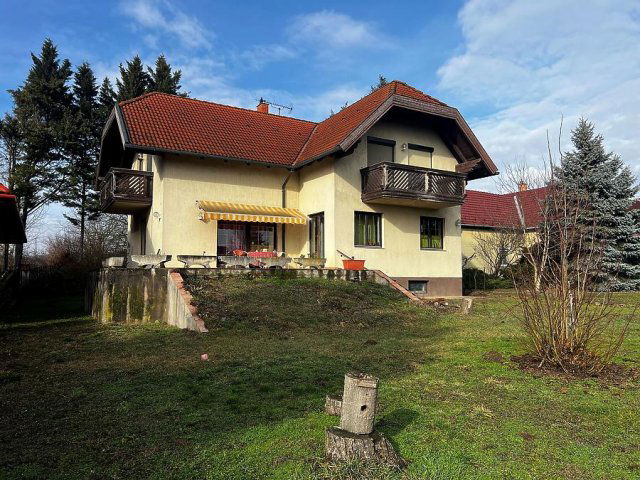 Eladó családi ház, Gödöllőn 149.9 M Ft, 5 szobás