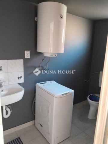 Eladó családi ház, Budapesten, XX. kerületben 110 M Ft, 6 szobás