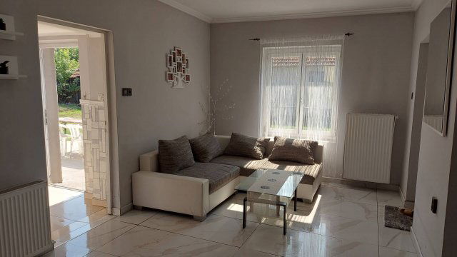 Eladó családi ház, Békéscsabán 28.1 M Ft, 3 szobás