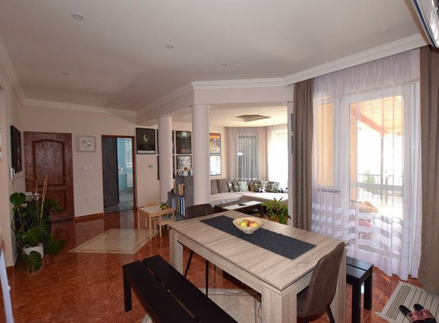 Eladó családi ház, Mikepércsen 116 M Ft, 2+2 szobás