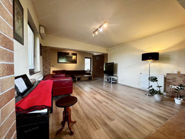 Eladó téglalakás, Budapesten, III. kerületben, Szentendrei úton