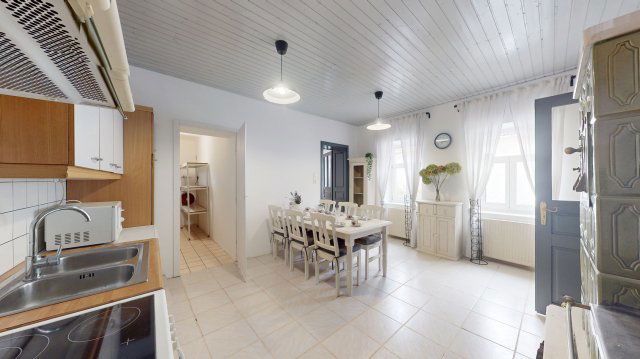 Eladó családi ház, Nardán 79.5 M Ft, 2+2 szobás