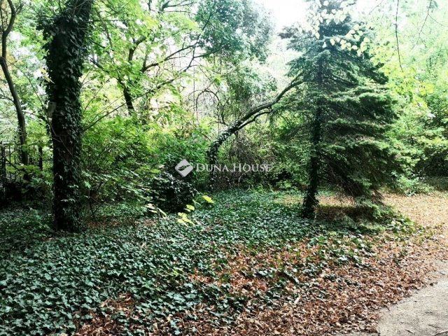 Eladó téglalakás, Budapesten, II. kerületben 153.26 M Ft