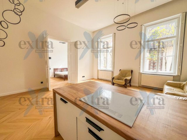 Kiadó téglalakás, albérlet, Szegeden 350 E Ft / hó, 2+1 szobás