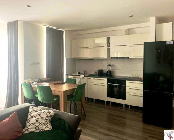 Kiadó téglalakás, albérlet, Pécsett 170 E Ft / hó, 2 szobás