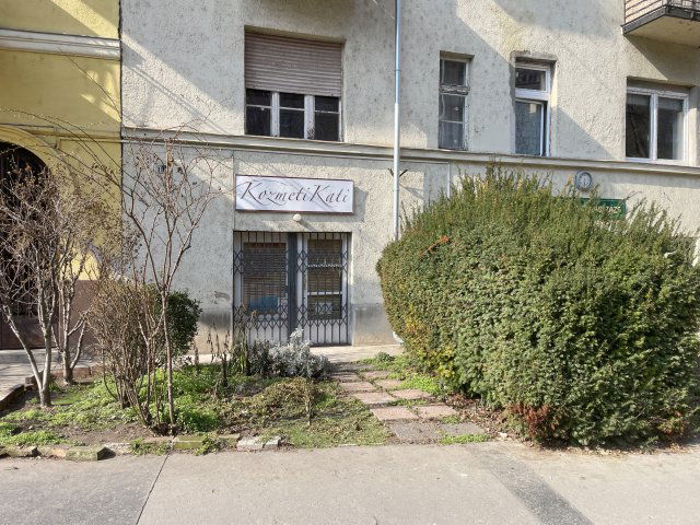 Eladó üzlethelyiség, Budapesten, III. kerületben, Lajos utcában