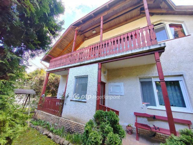 Eladó családi ház, Salgótarjánban 33.9 M Ft, 4+4 szobás