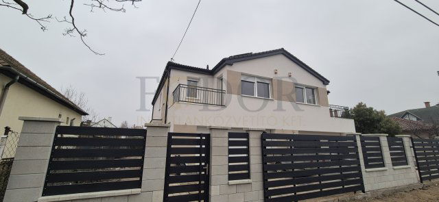 Eladó ikerház, Budapesten, XVIII. kerületben 159 M Ft, 4 szobás