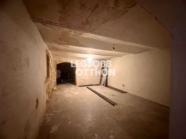 Eladó ipari ingatlan, Tápiószelén 16.99 M Ft