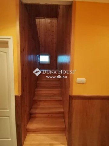 Eladó családi ház, Alsónémediben 104.9 M Ft, 3 szobás