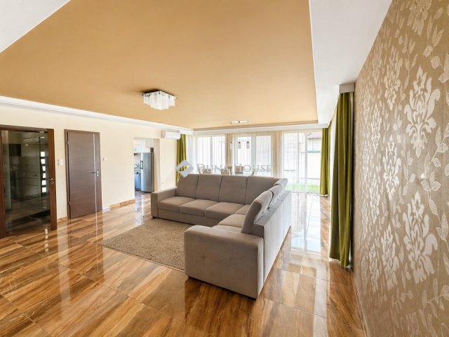 Eladó családi ház, Nyúlon 145.99 M Ft, 4 szobás