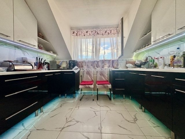Eladó téglalakás, Budapesten, XIX. kerületben 94.9 M Ft