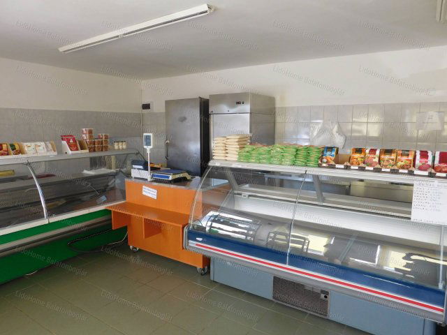 Eladó üzlethelyiség, Lengyeltótiban 17 M Ft, 3 szobás