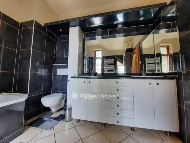 Eladó családi ház, Siófokon 245 M Ft, 2+2 szobás