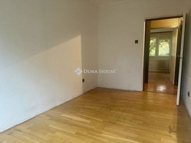 Eladó téglalakás, Budapesten, XX. kerületben 60 M Ft, 3 szobás