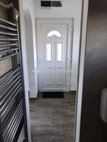 Eladó családi ház, Budapesten, XVIII. kerületben 115.3 M Ft