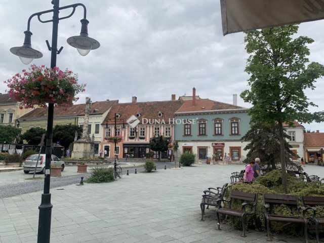Eladó téglalakás, Kőszegen 46.5 M Ft, 1+1 szobás