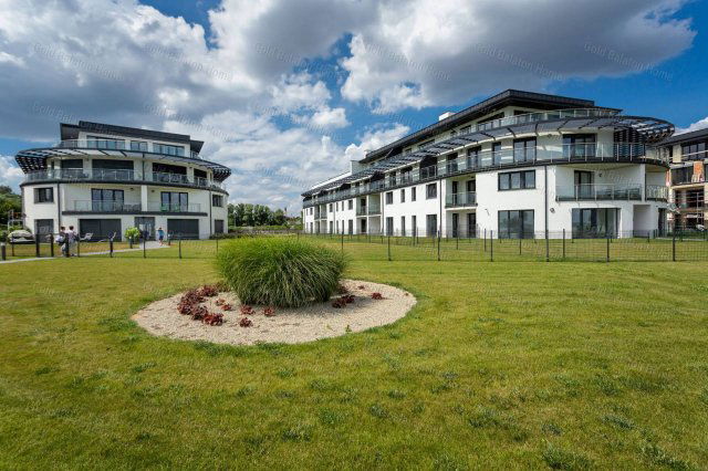 Eladó téglalakás, Keszthelyen 160 M Ft, 1+2 szobás