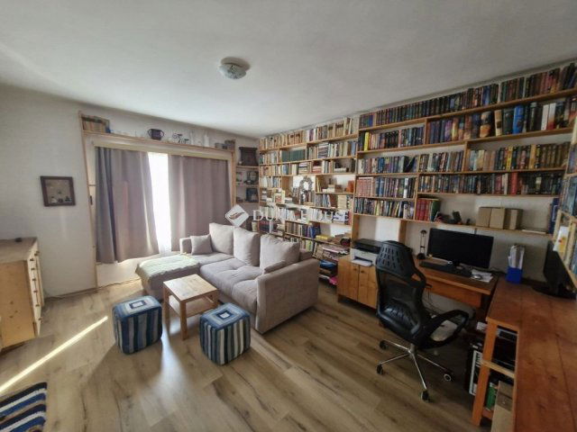 Eladó családi ház, Kisbéren 35 M Ft, 1+1 szobás