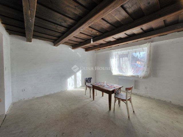 Eladó családi ház, Nádasdladányban 39.9 M Ft, 2 szobás