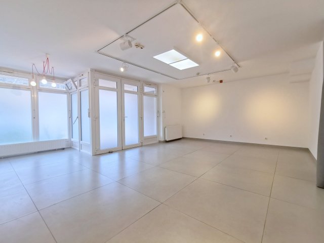 Kiadó üzlethelyiség, Budapesten, IX. kerületben, Dandár utcában